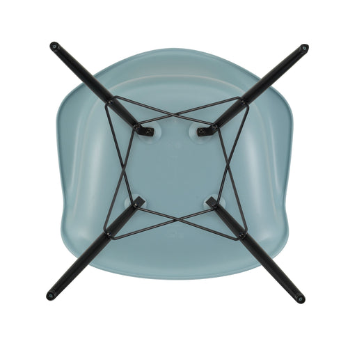 Cadeira de Braços Plástica Eames DAW / Base Ácer Preto